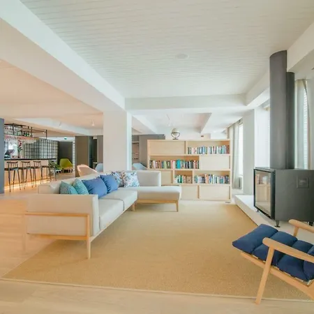 In Lagos/algarve 31095 Apartment